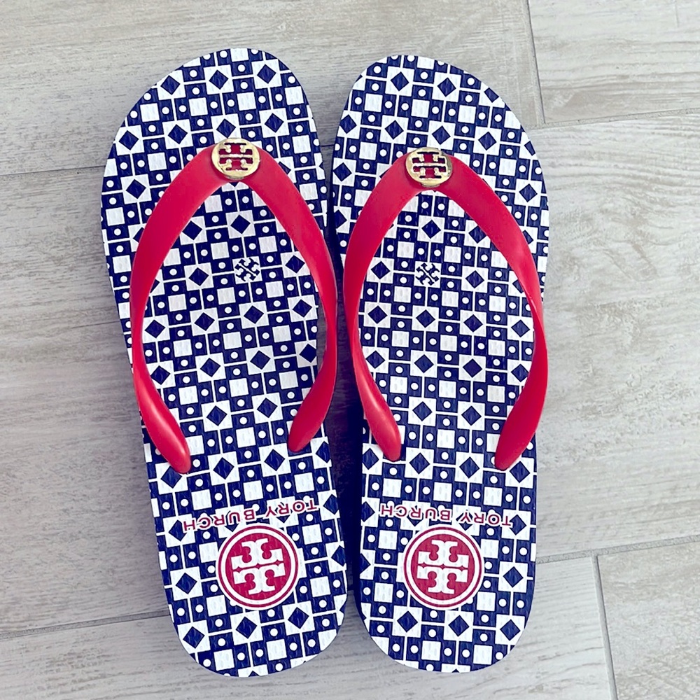 Tory burch cutout wedge flipflops